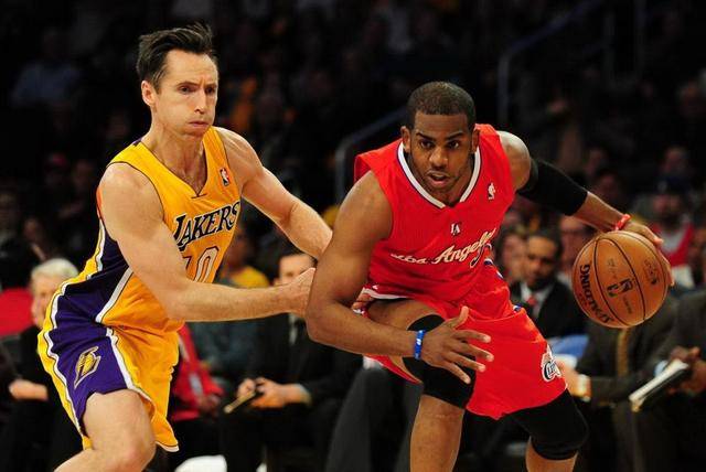 台去表现自 台去表现自